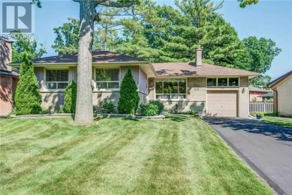 48 NORTH FORSTER PARK DR, Oakville