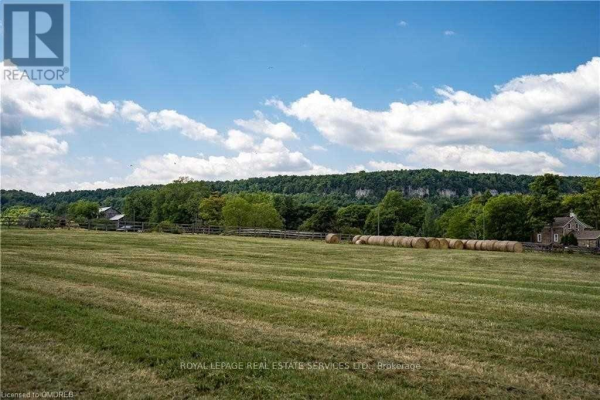 4197 WALKERS LINE, Burlington