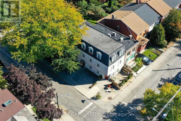 195 SORAUREN AVE, Toronto