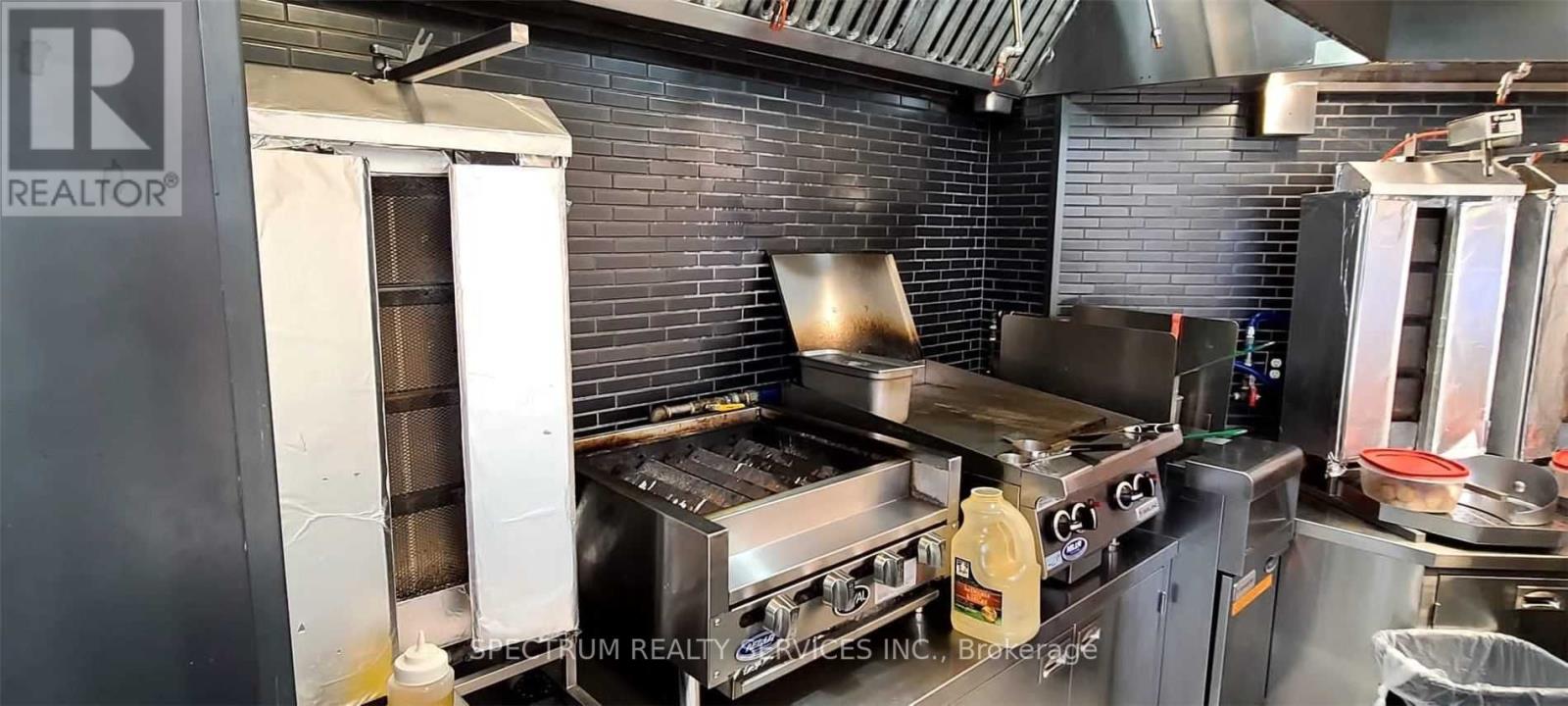 Listing W5895339 - Large Photo # 12