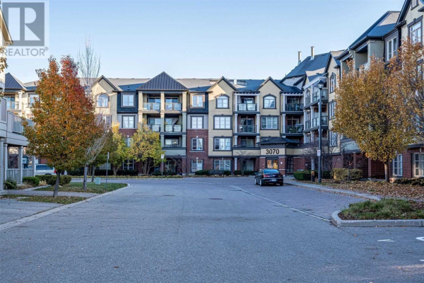 #107 -3070 ROTARY WAY N, Burlington