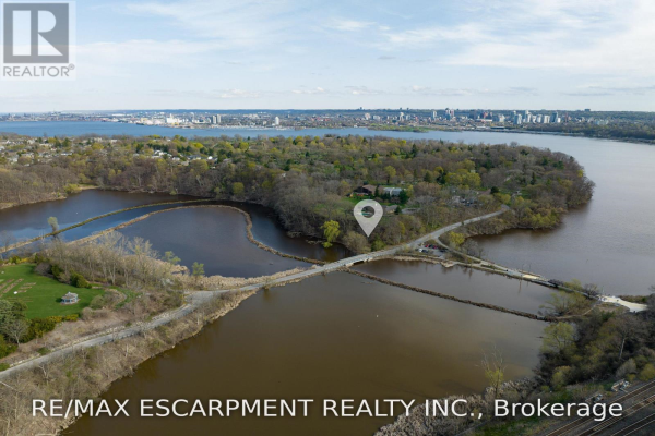 1163 SPRING GARDENS RD, Burlington