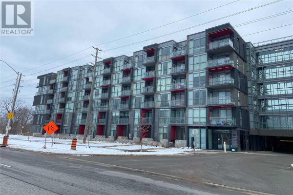 #B413 -5240 DUNDAS ST W, Burlington