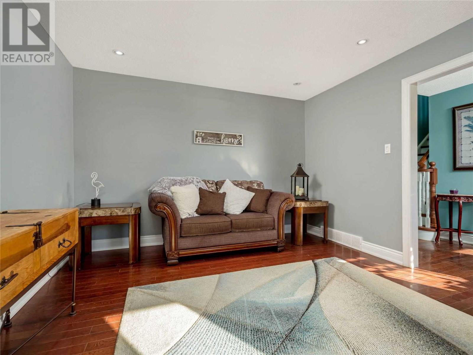Listing W5920669 - Large Photo # 3