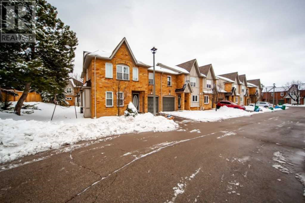 #43B -5865 DALEBROOK CRES, Mississauga