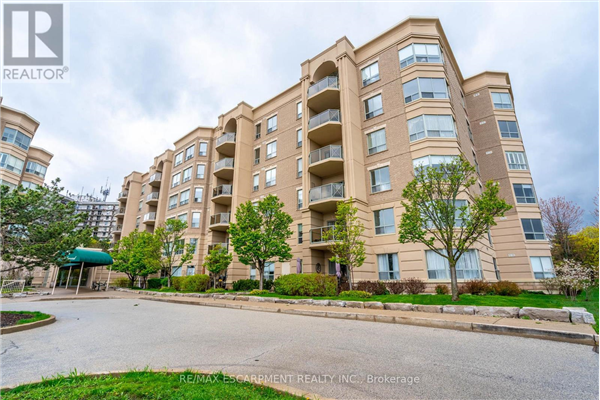 #111 -2075 AMHERST HEIGHTS DR, Burlington