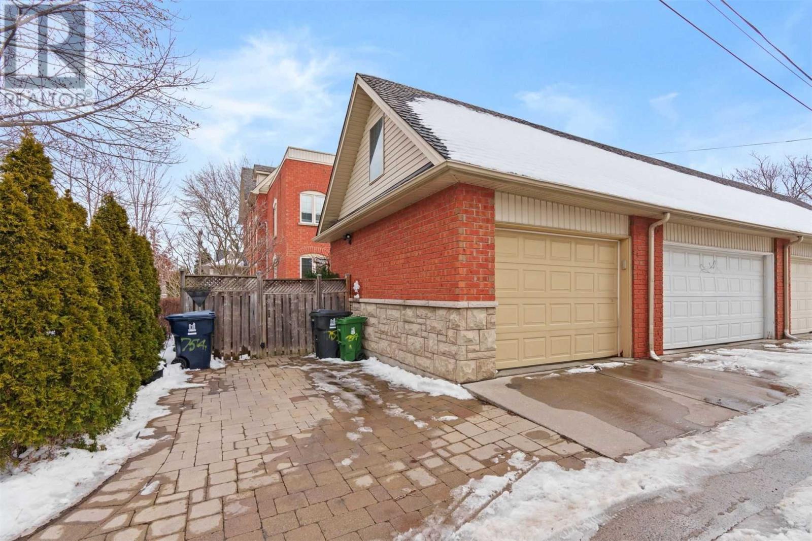 Listing W5947209 - Large Photo # 3