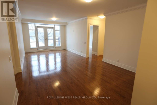 #410 -9 BURNHAMTHORPE CRES, Toronto