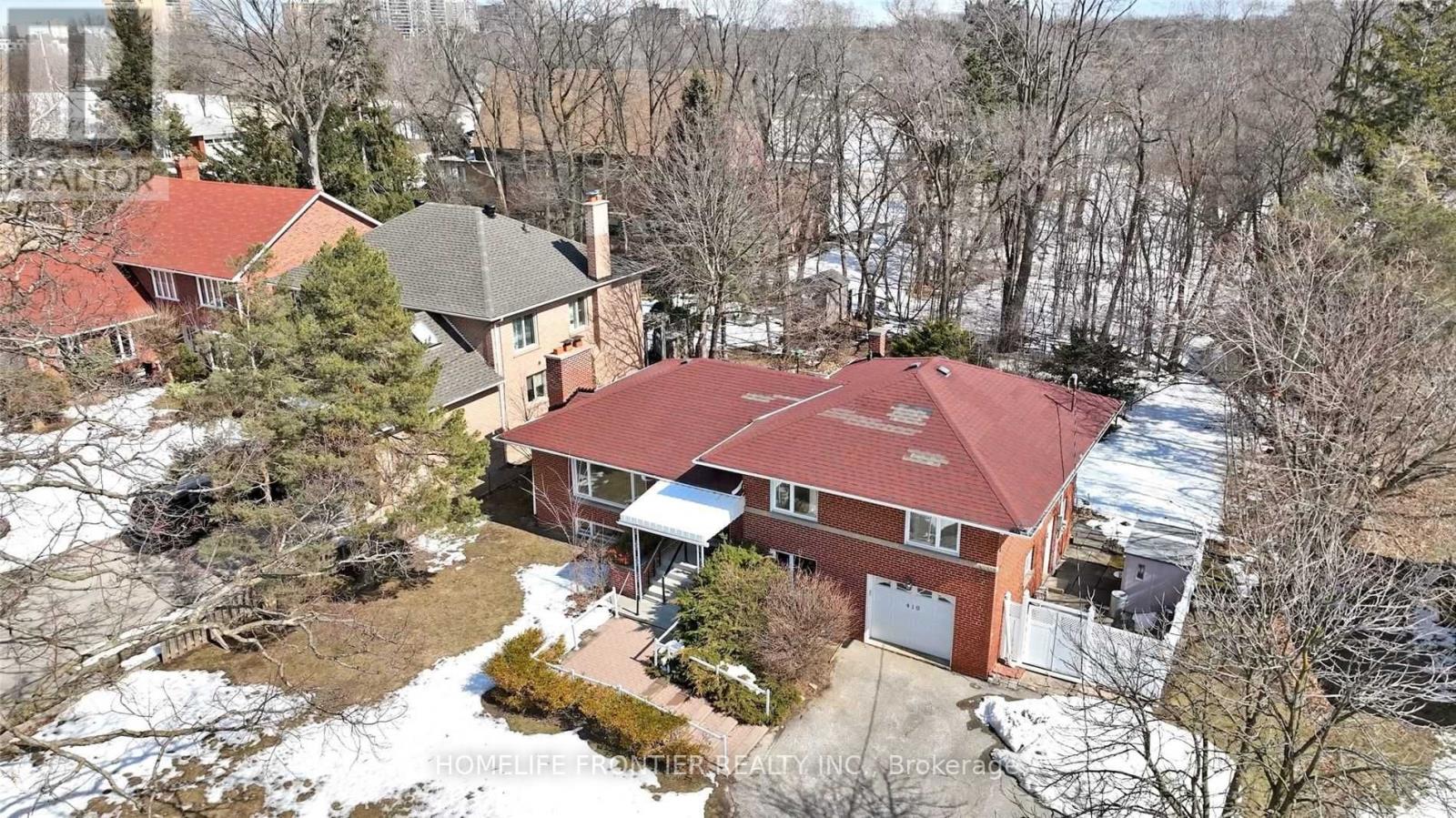 Listing W5974461 - Large Photo # 1