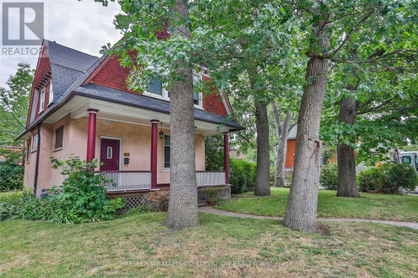 462 ANNETTE ST, Toronto