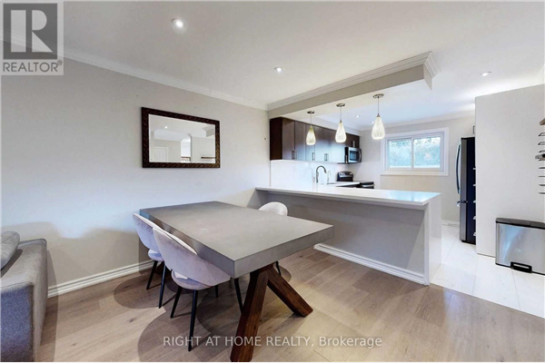 #8 -2056 MARINE DR, Oakville