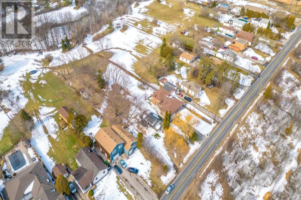 1402 OLD YORK RD, Burlington