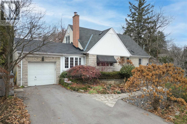 73 TOWNSEND AVE, Burlington
