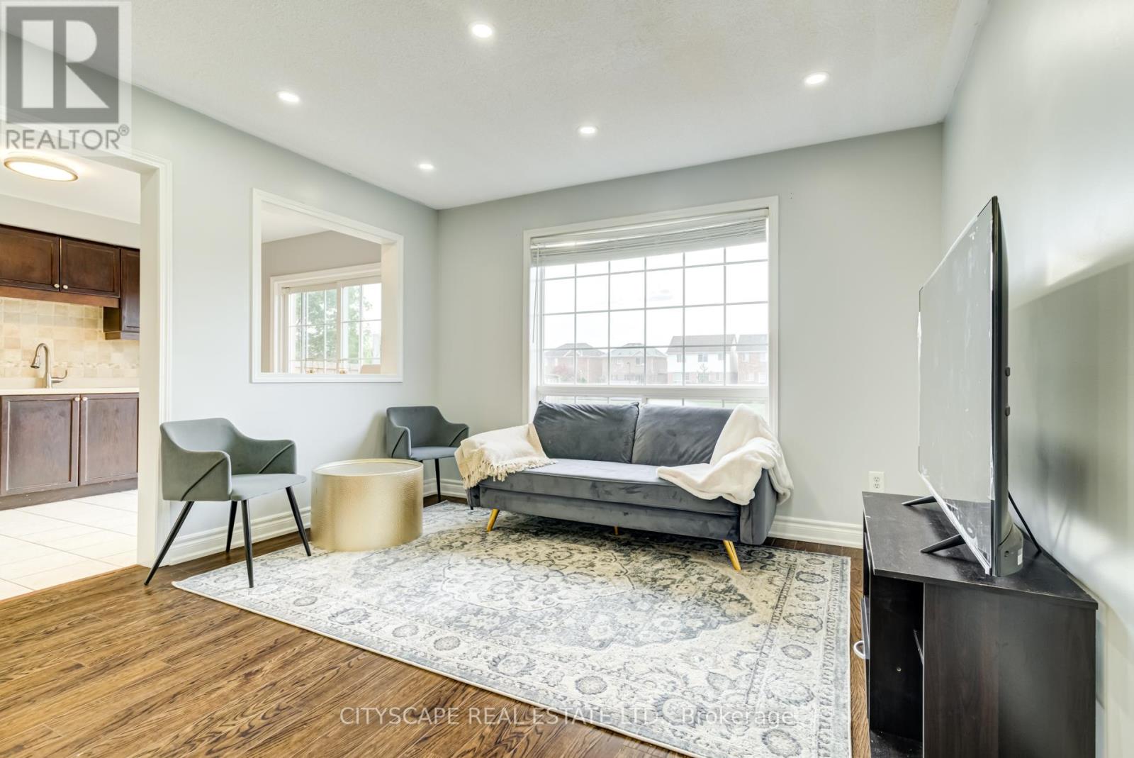 Listing W5989356 - Large Photo # 8