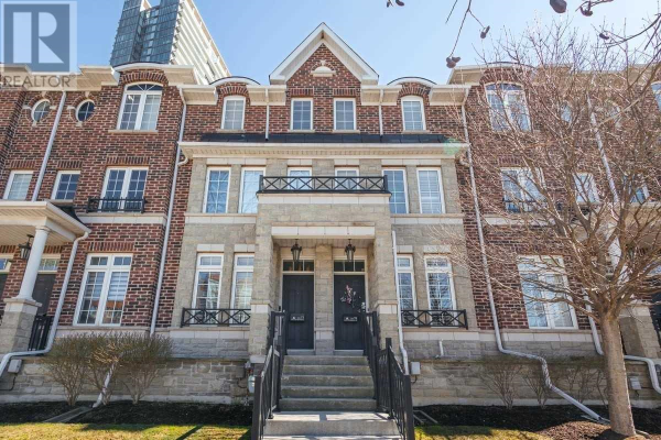 #T.H. 78 -119A THE QUEENSWAY AVE, Toronto