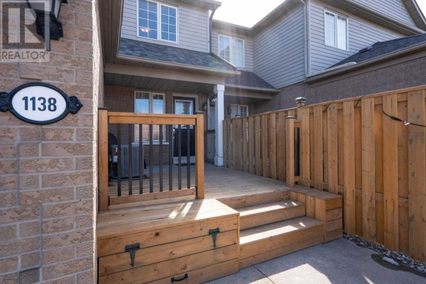 1138 DAVIS LANE, Milton