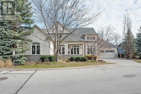 221 CARLINI CRT, Oakville