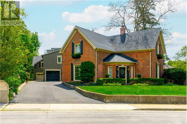 296 PINE ST, Milton