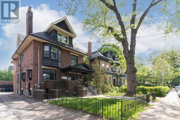 #202 -11 LAXTON AVE, Toronto