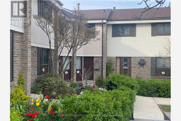 #37 -2779 GANANOQUE DR S, Mississauga