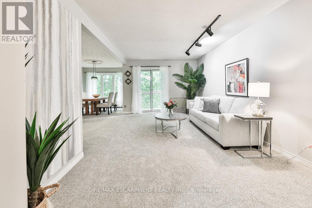 Listing W6040552 - Large Photo # 16