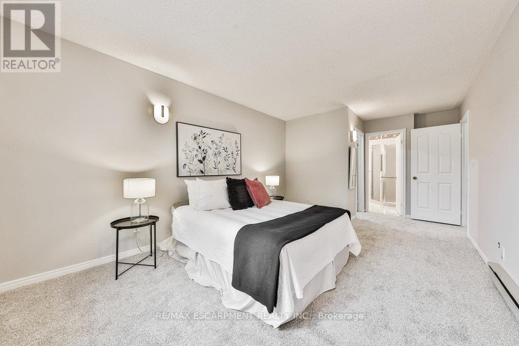 Listing W6040552 - Large Photo # 12