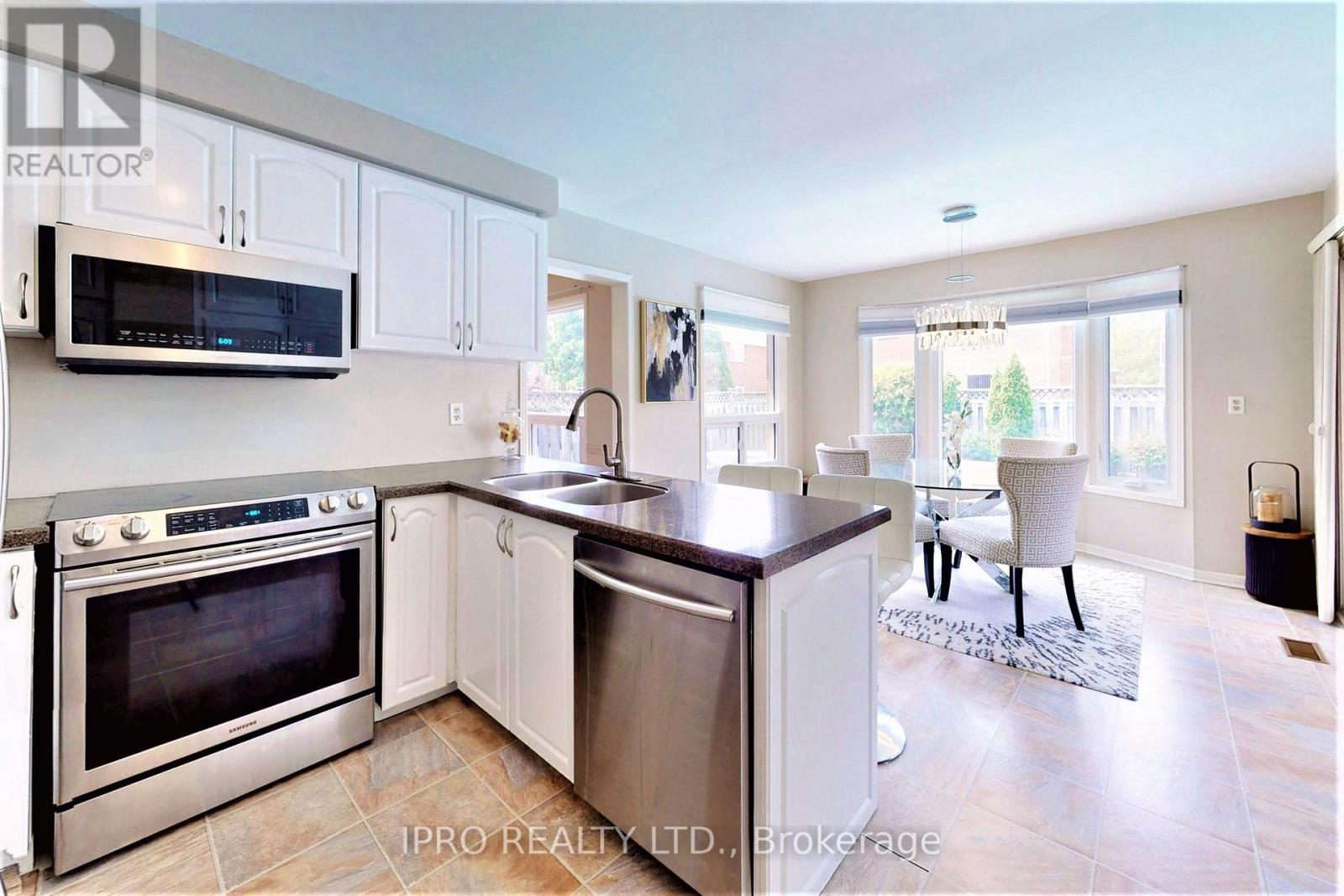 Listing W6042160 - Large Photo # 12