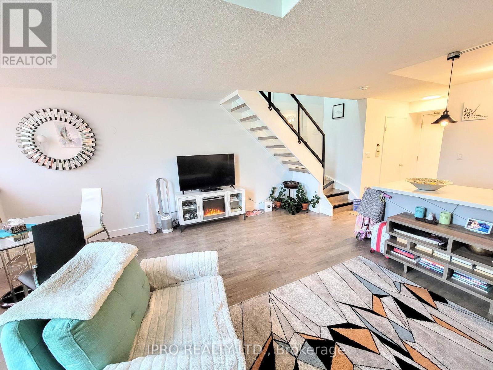 Listing W6044252 - Large Photo # 3