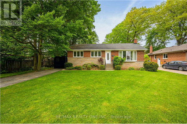 652 ASHLEY AVE, Burlington