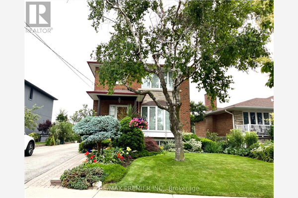 21 BLANDORMAN RD, Toronto