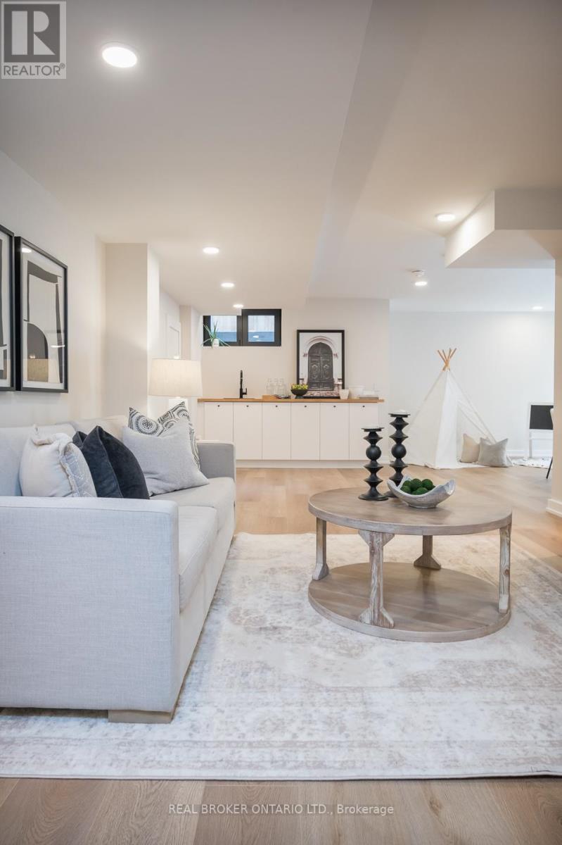 Listing W6740402 - Large Photo # 34