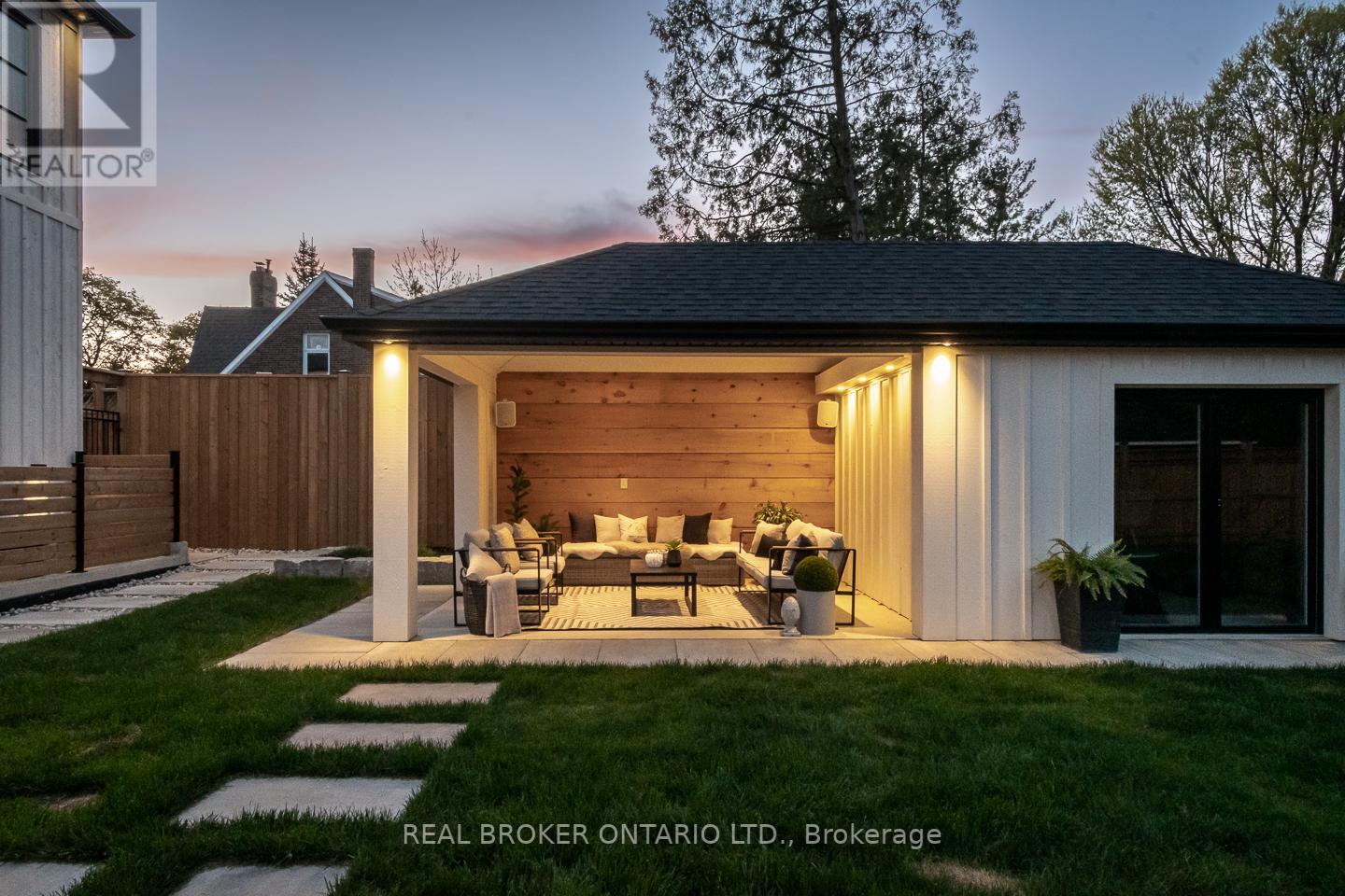 Listing W6740402 - Large Photo # 38