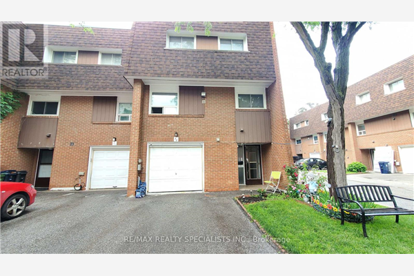 #70 -456 SILVERSTONE DR, Toronto