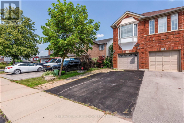 8 BUNCHBERRY WAY, Brampton