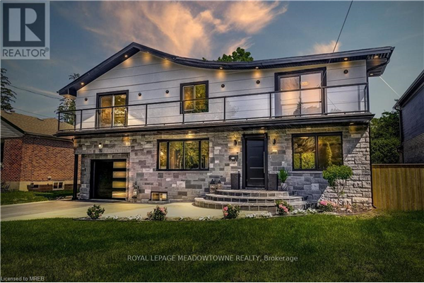 312 MALLARD AVE, Burlington