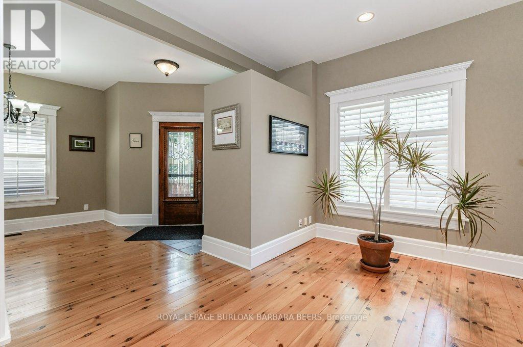 549 BURLINGTON AVE