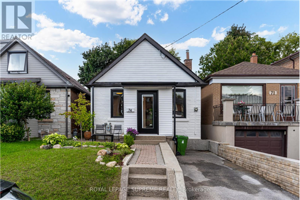 74 CHRYESSA AVE, Toronto