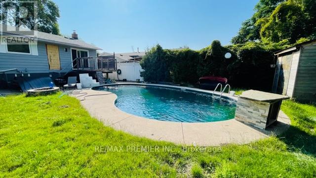 581 LAURAL DR