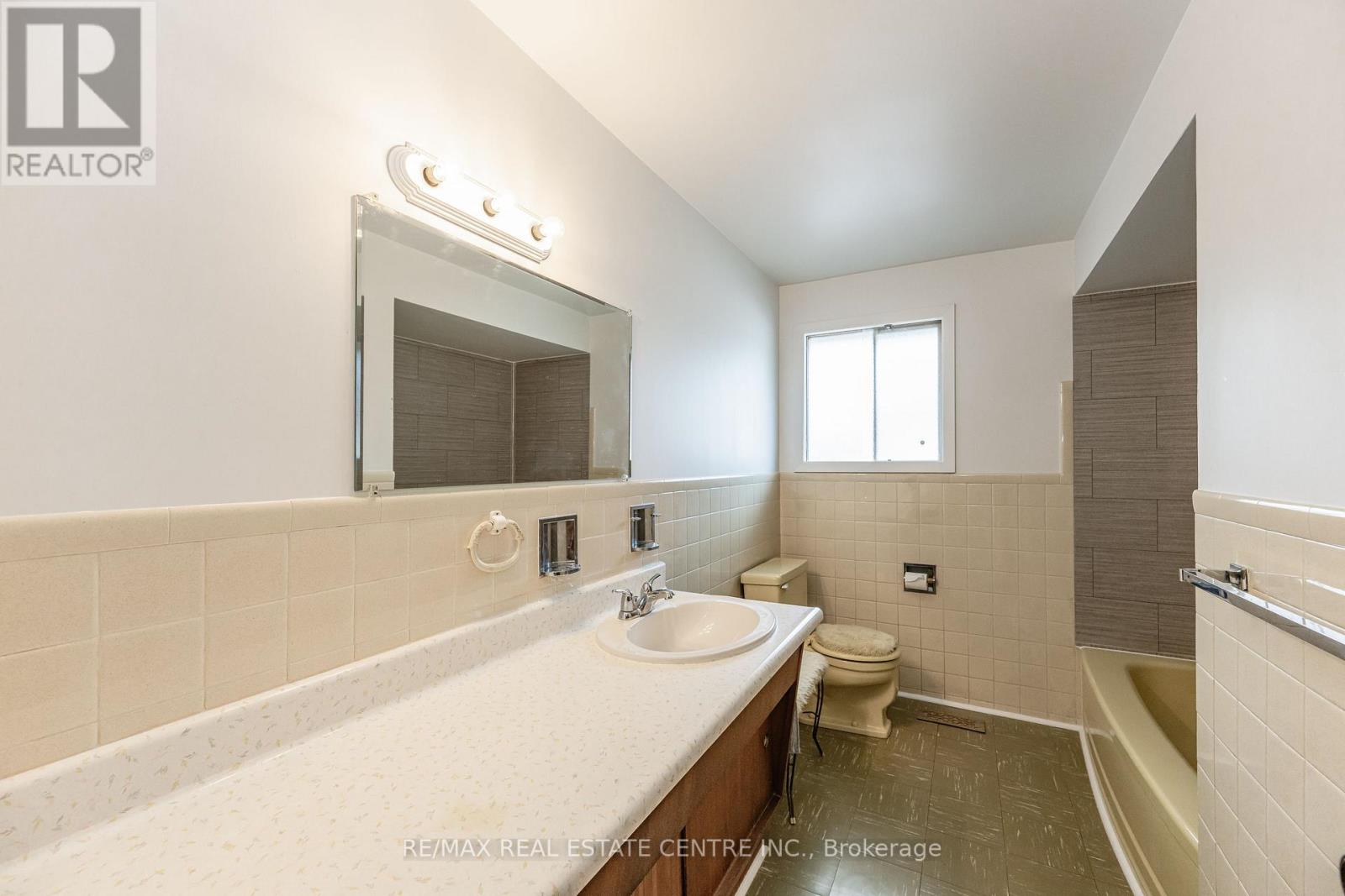 Listing W6813300 - Large Photo # 15