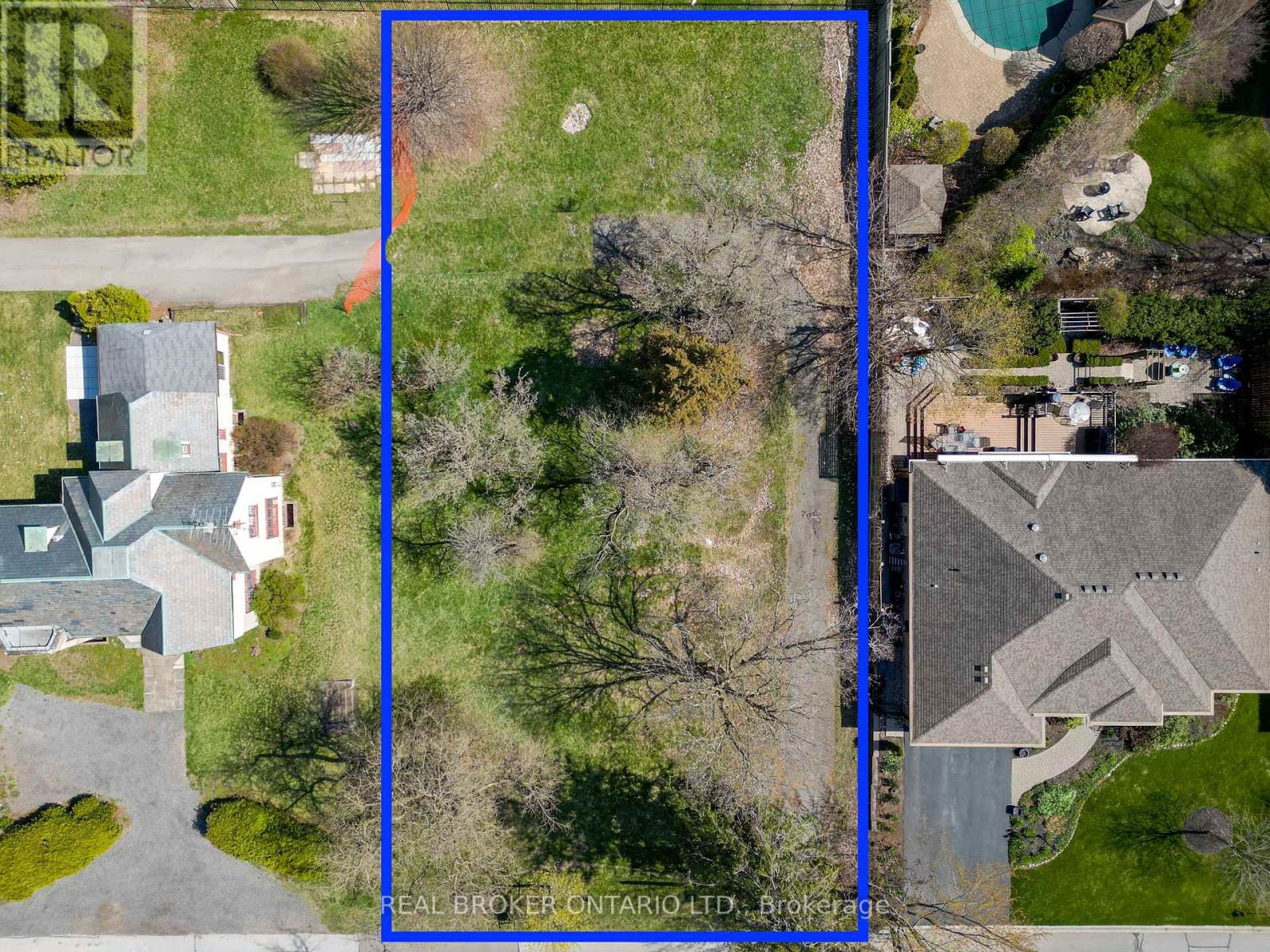 977 UNSWORTH LOT C AVE