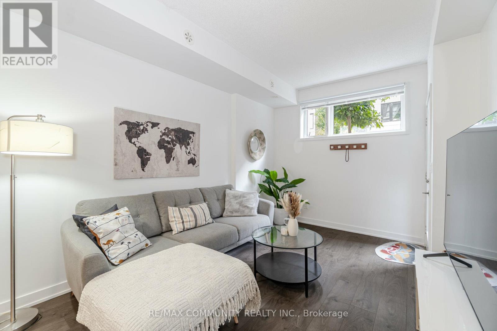 #409 -1141 COOKE BLVD, #409