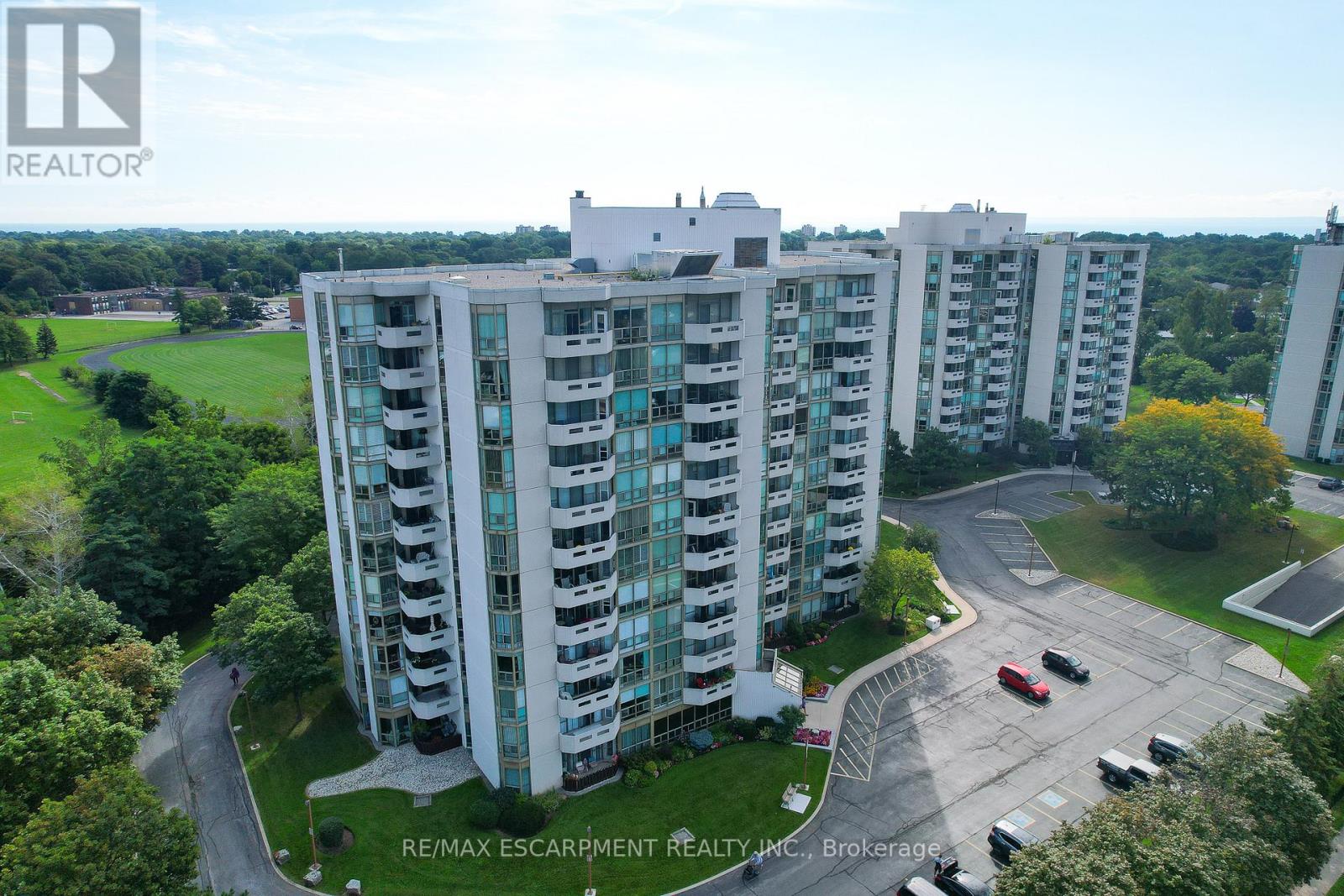 #408 -5090 PINEDALE AVE AVE, #408