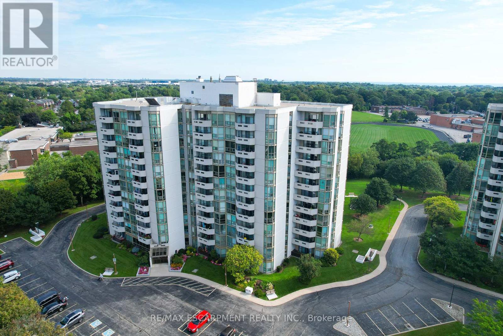 #408 -5090 PINEDALE AVE AVE, #408