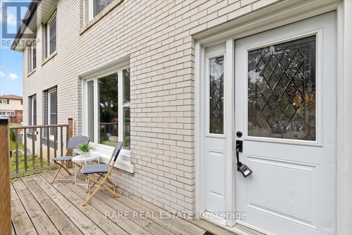 6 FORSYTHIA RD S