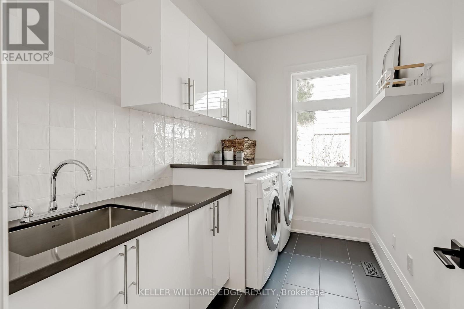 Listing W7000006 - Large Photo # 19