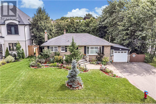 102 MEADOWBROOK DR, Milton
