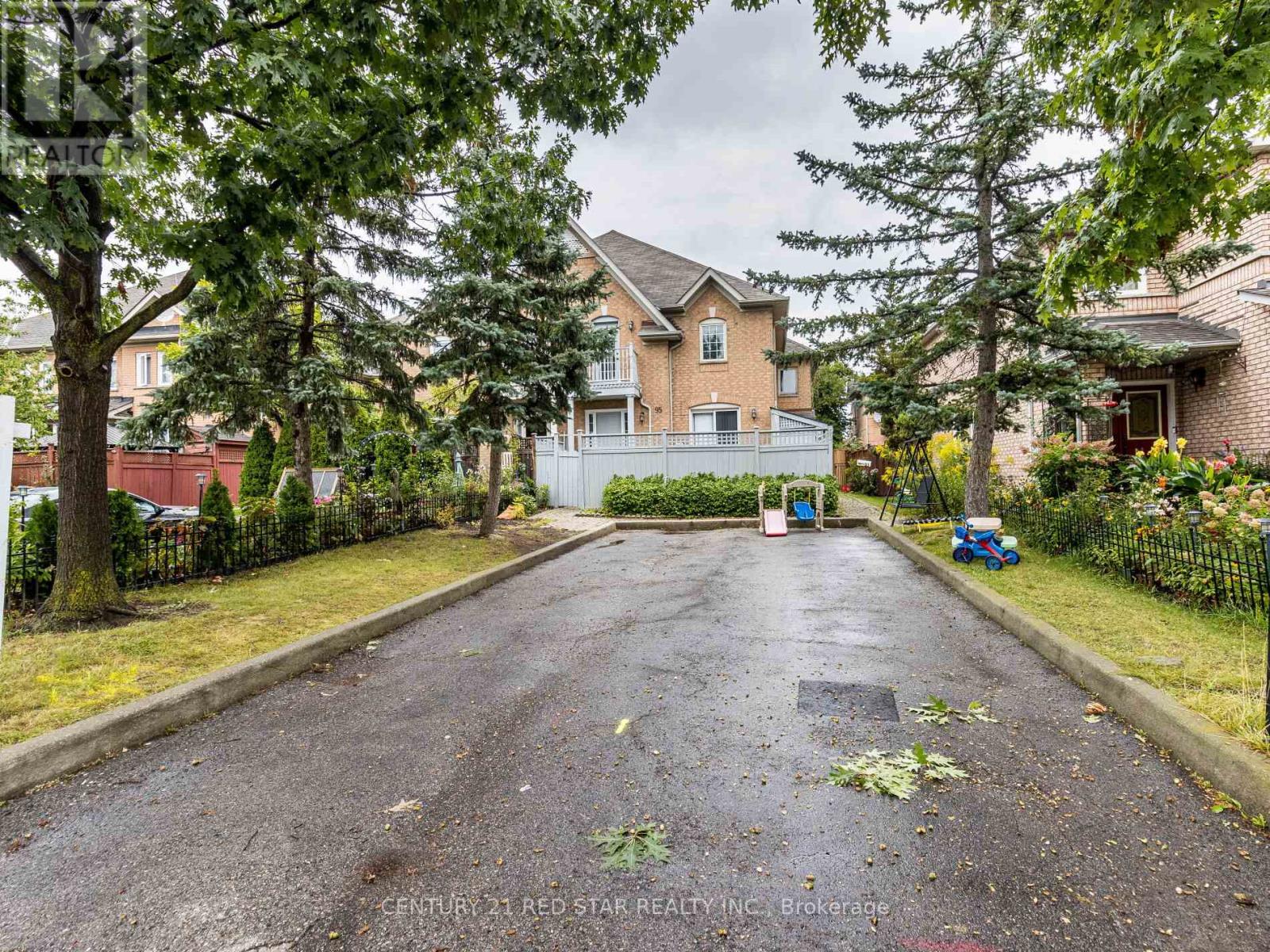 95 YELLOW BRICK RD