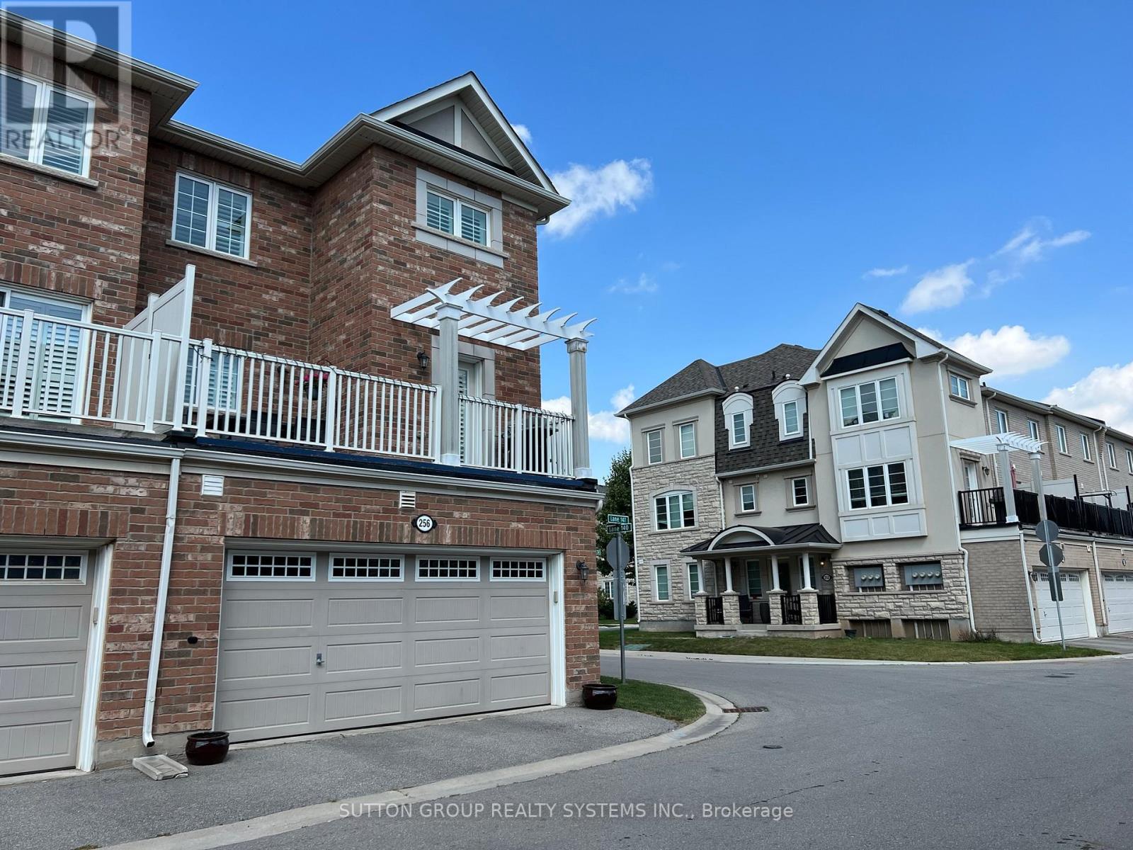 256 ELLEN DAVIDSON DR