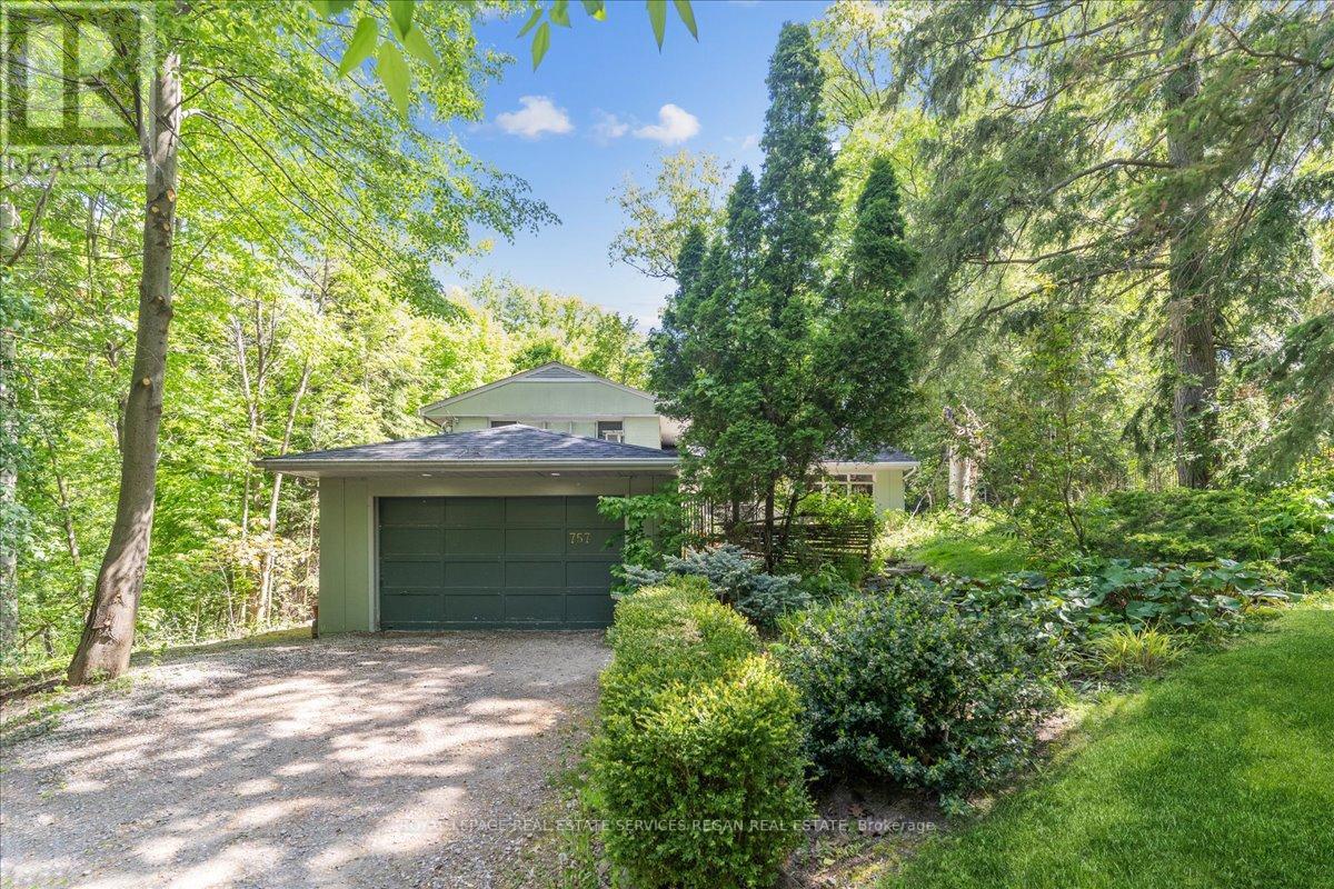 757 MEADOW WOOD RD