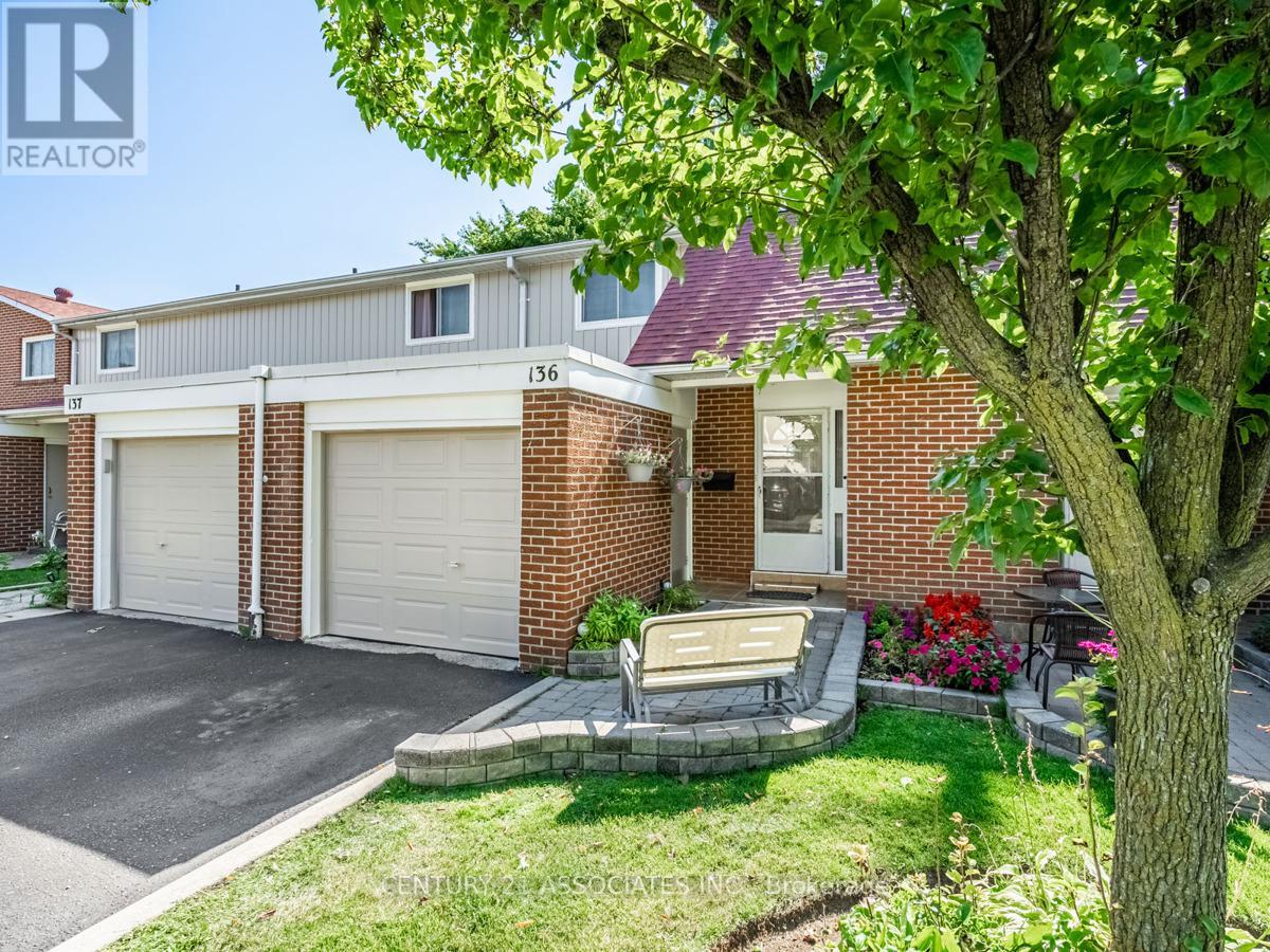 #136 -215 MISSISSAUGA VALLEY BLVD, #136
